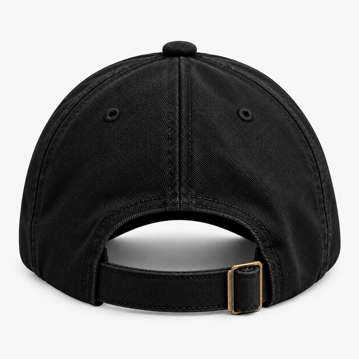 Gorra negra con hebilla de latón